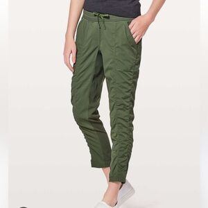 Lululemon Street to Studio Pant II Green Size 6
